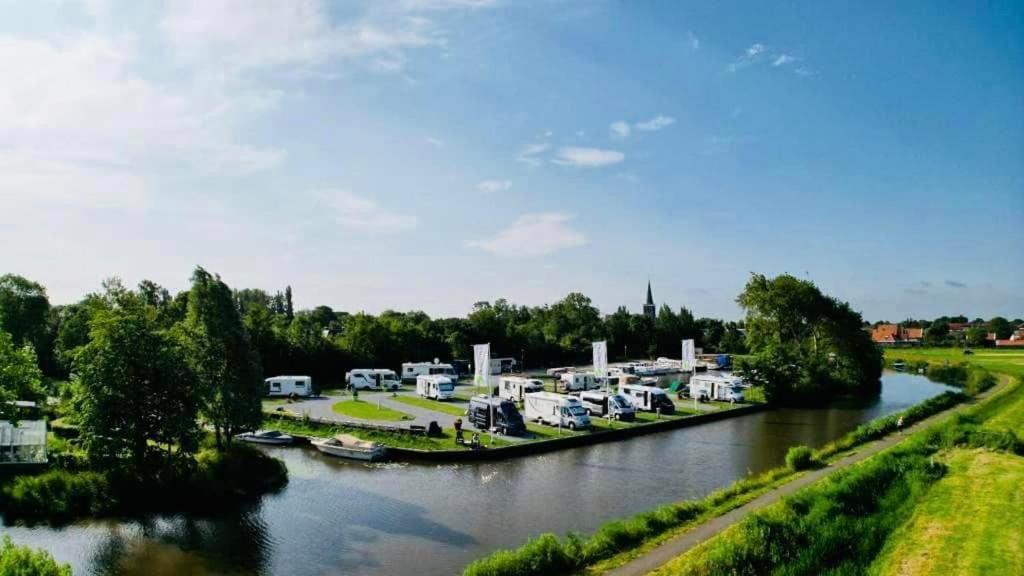 Tiny House Aan Het Water Op De Appelhof Vila Wommels Exterior foto