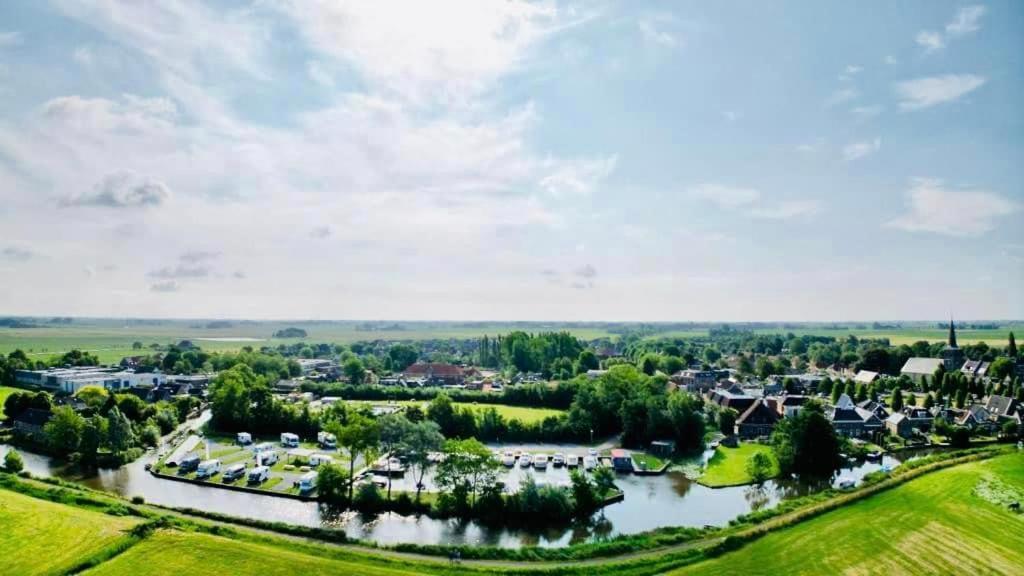 Tiny House Aan Het Water Op De Appelhof Vila Wommels Exterior foto
